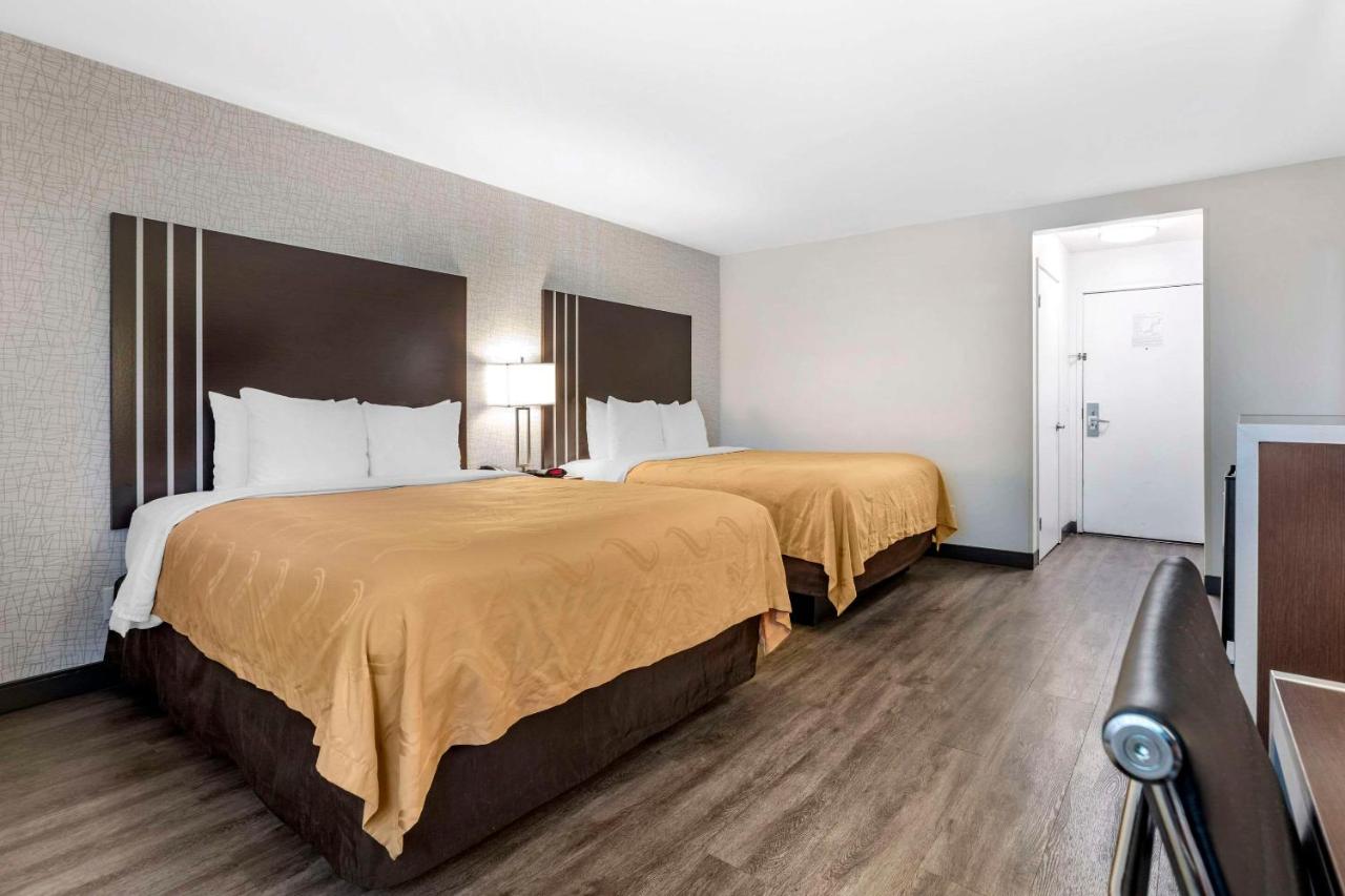 Standard Room, 2 Queen Beds, Non Smoking at Quality Inn Burbank Airport