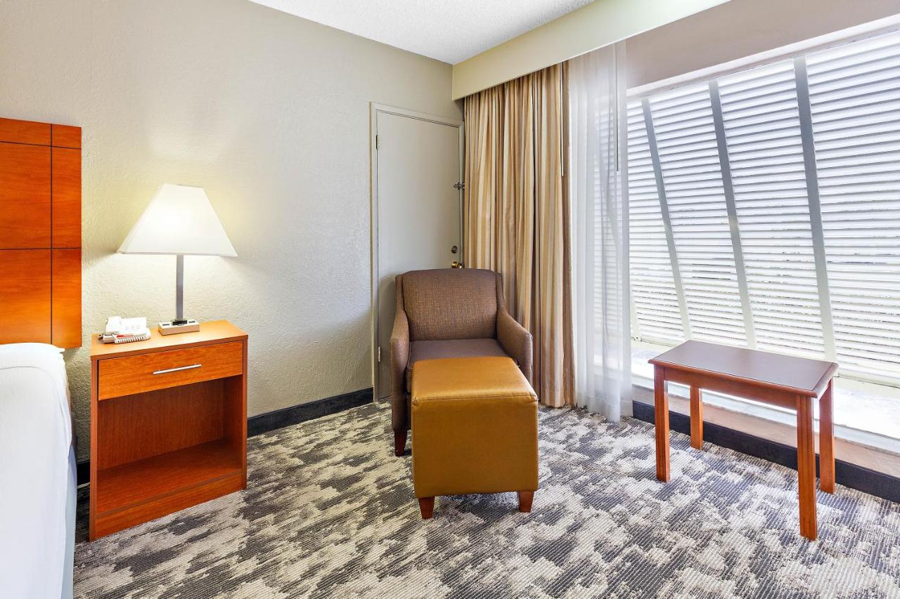 | Best Western Plus University Inn