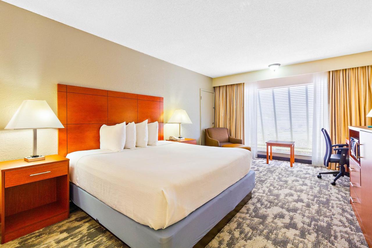 | Best Western Plus University Inn
