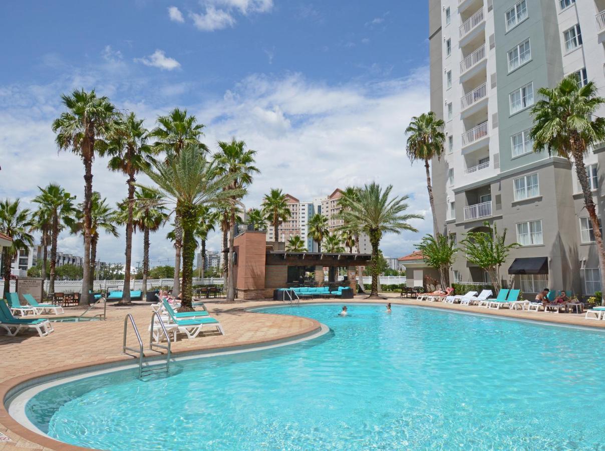  | The Point Hotel & Suites Universal