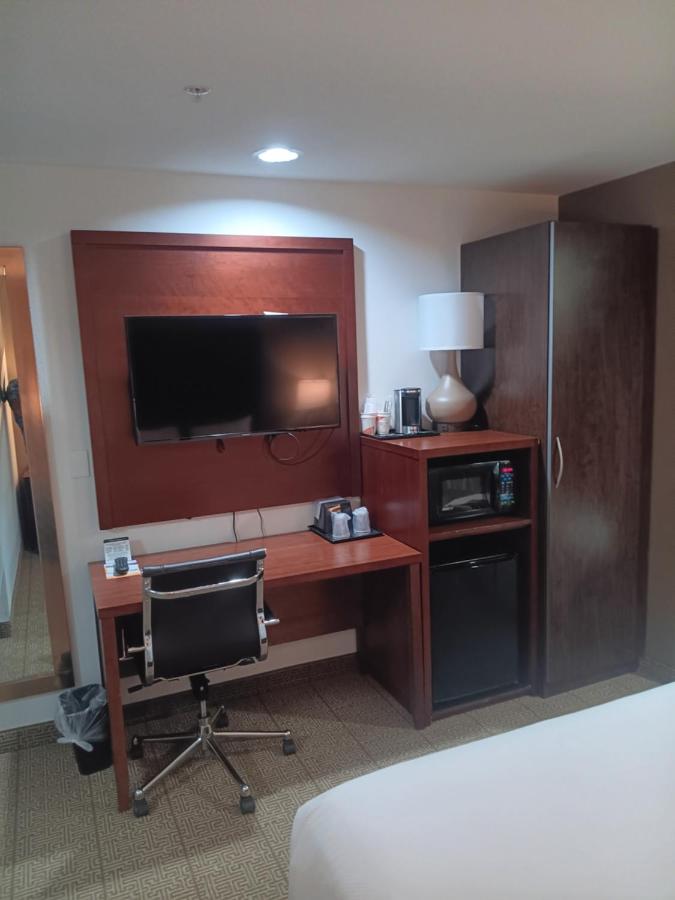 Standard Queen Room - Non-Smoking at Comfort Inn & Suites Aztec - Farmington Area