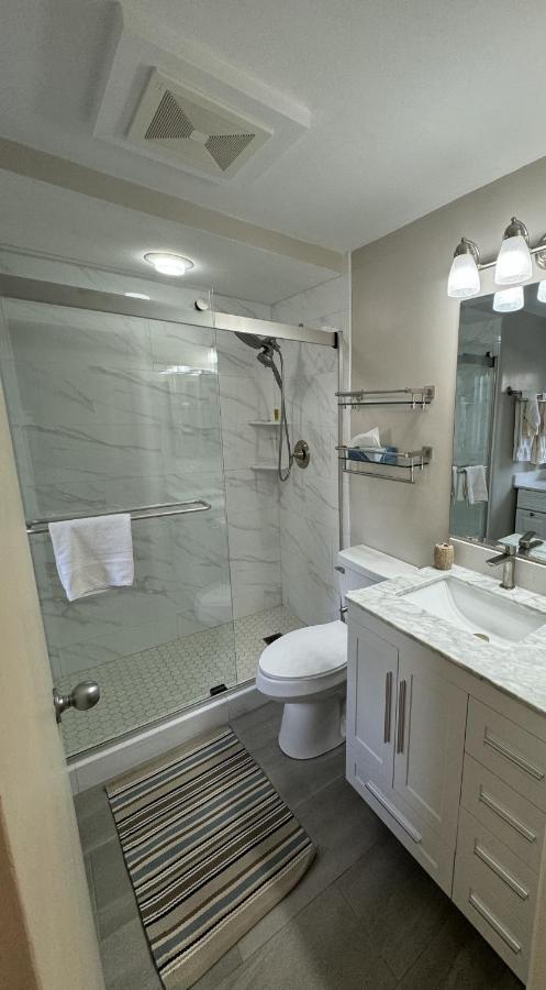 Deluxe One-Bedroom Apartment at Shadow Mountain Lodge