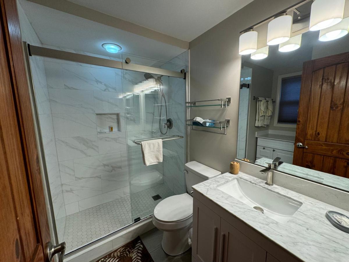 One-Bedroom Apartment at Shadow Mountain Lodge