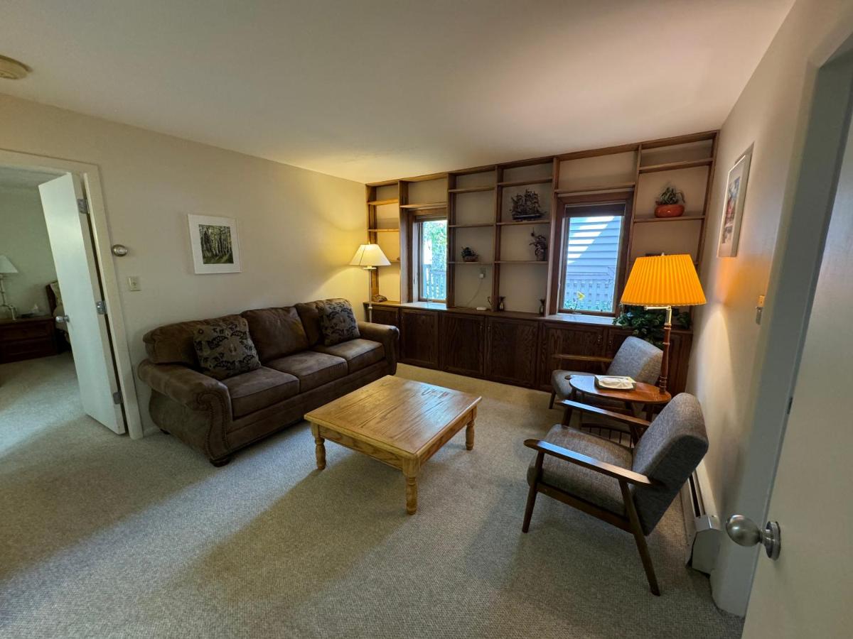 Three-Bedroom Apartment at Shadow Mountain Lodge