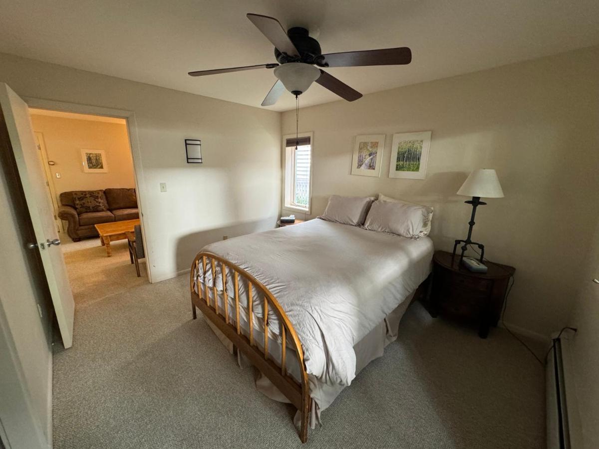 Three-Bedroom Apartment at Shadow Mountain Lodge