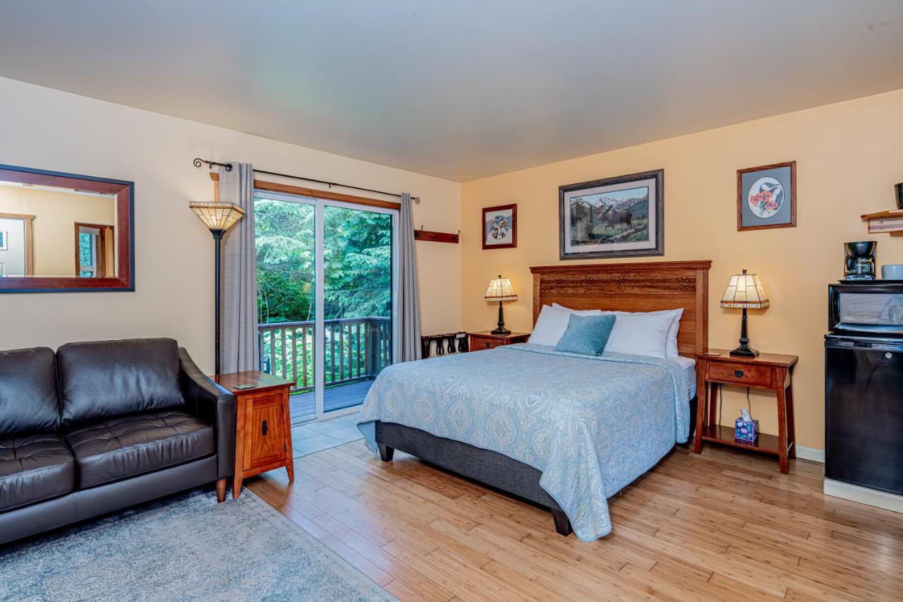 | Steller Inn