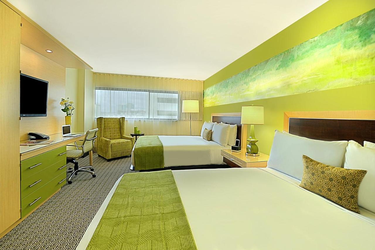 | Downtown Grand Hotel & Casino