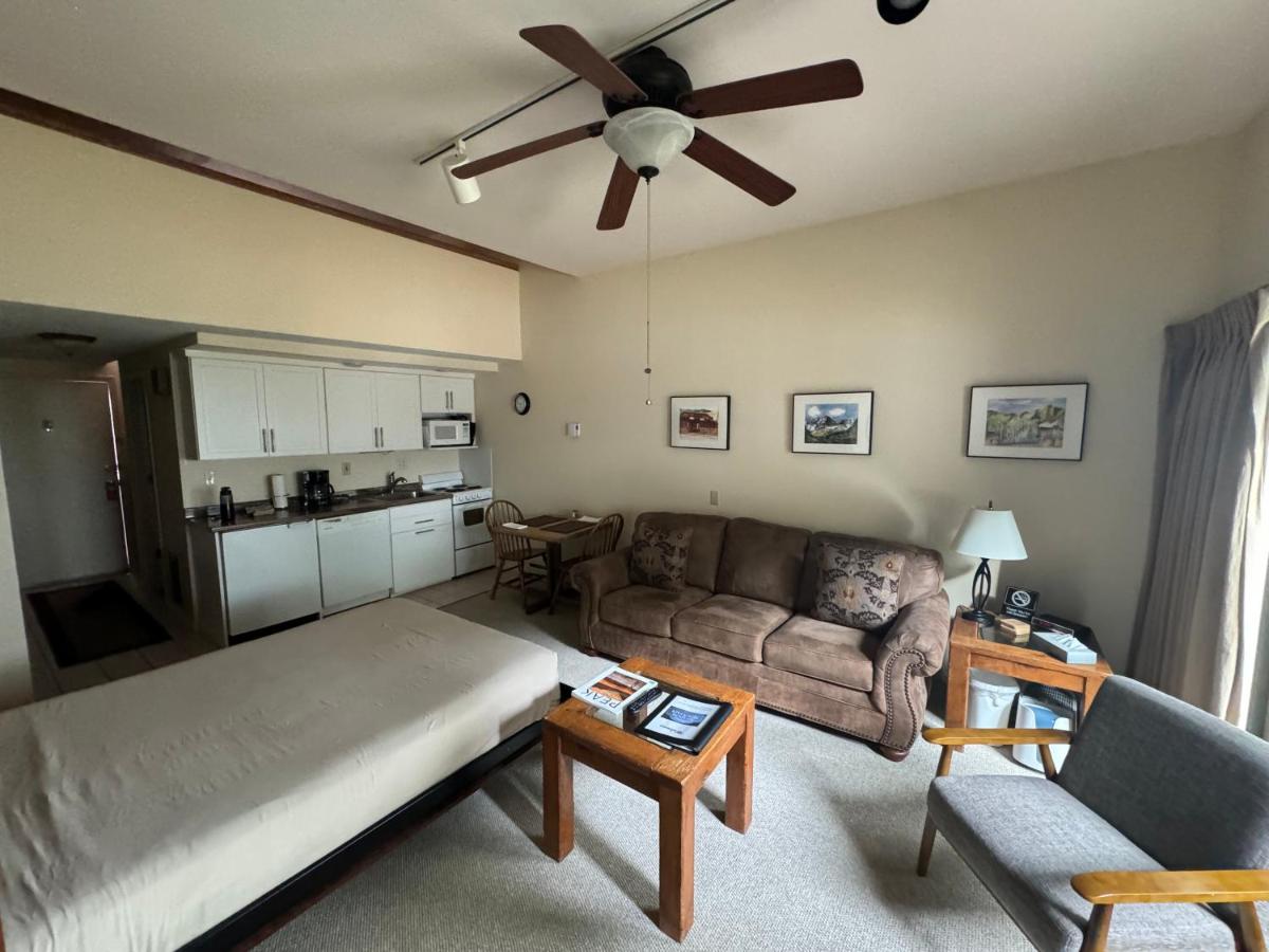 Studio at Shadow Mountain Lodge