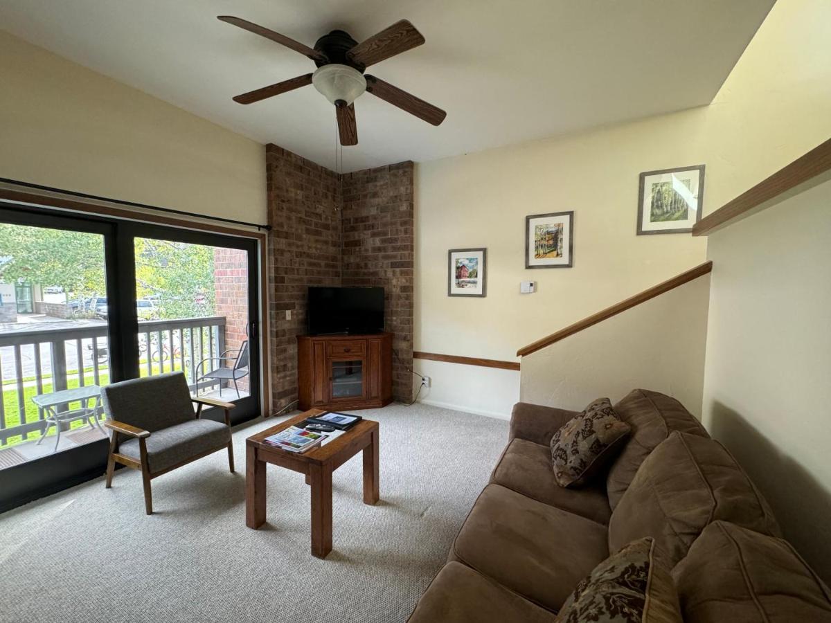 Studio at Shadow Mountain Lodge