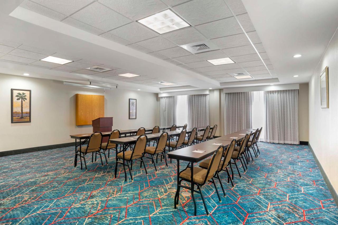 | Best Western Plus Daphne
