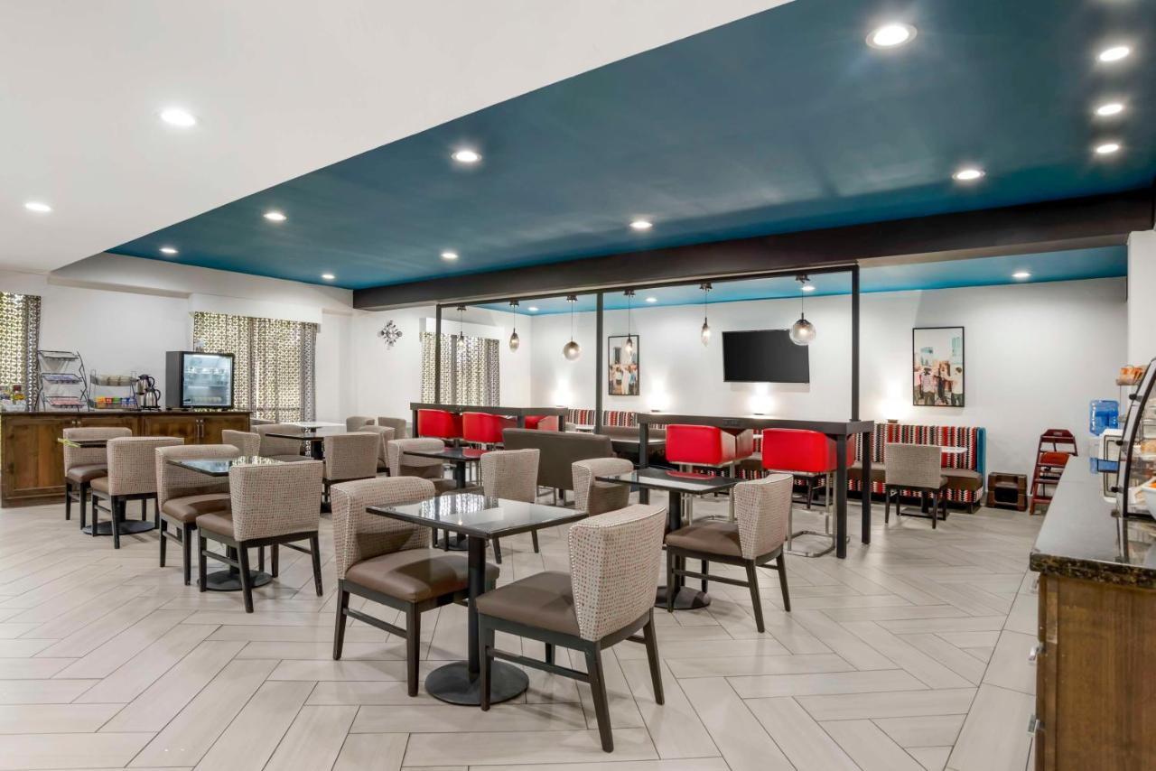 | Best Western Plus Daphne