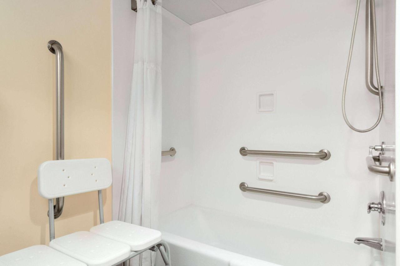 King Room - Disability Access/Non-Smoking at Ramada by Wyndham Alpena