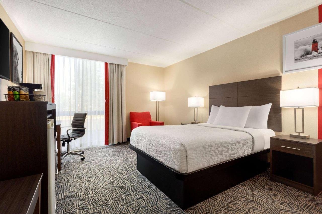 King Room - Disability Access/Non-Smoking at Ramada by Wyndham Alpena