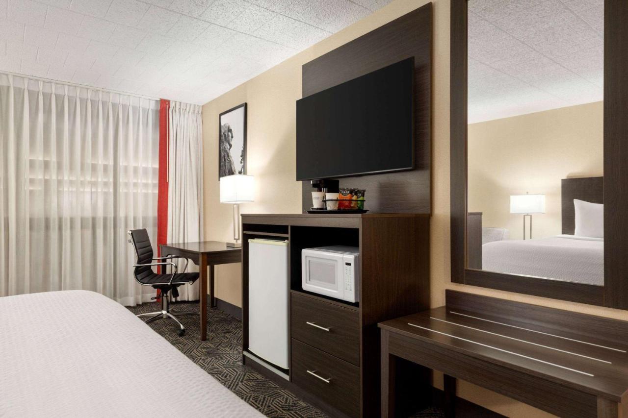 King Room - Pet Friendly/Non-Smoking at Ramada by Wyndham Alpena