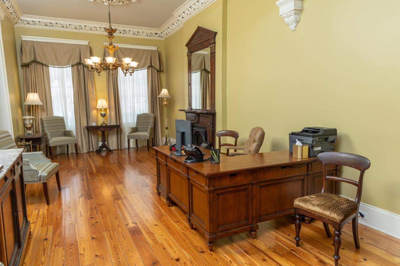 | Lamothe House Hotel a French Quarter Guest Houses Property