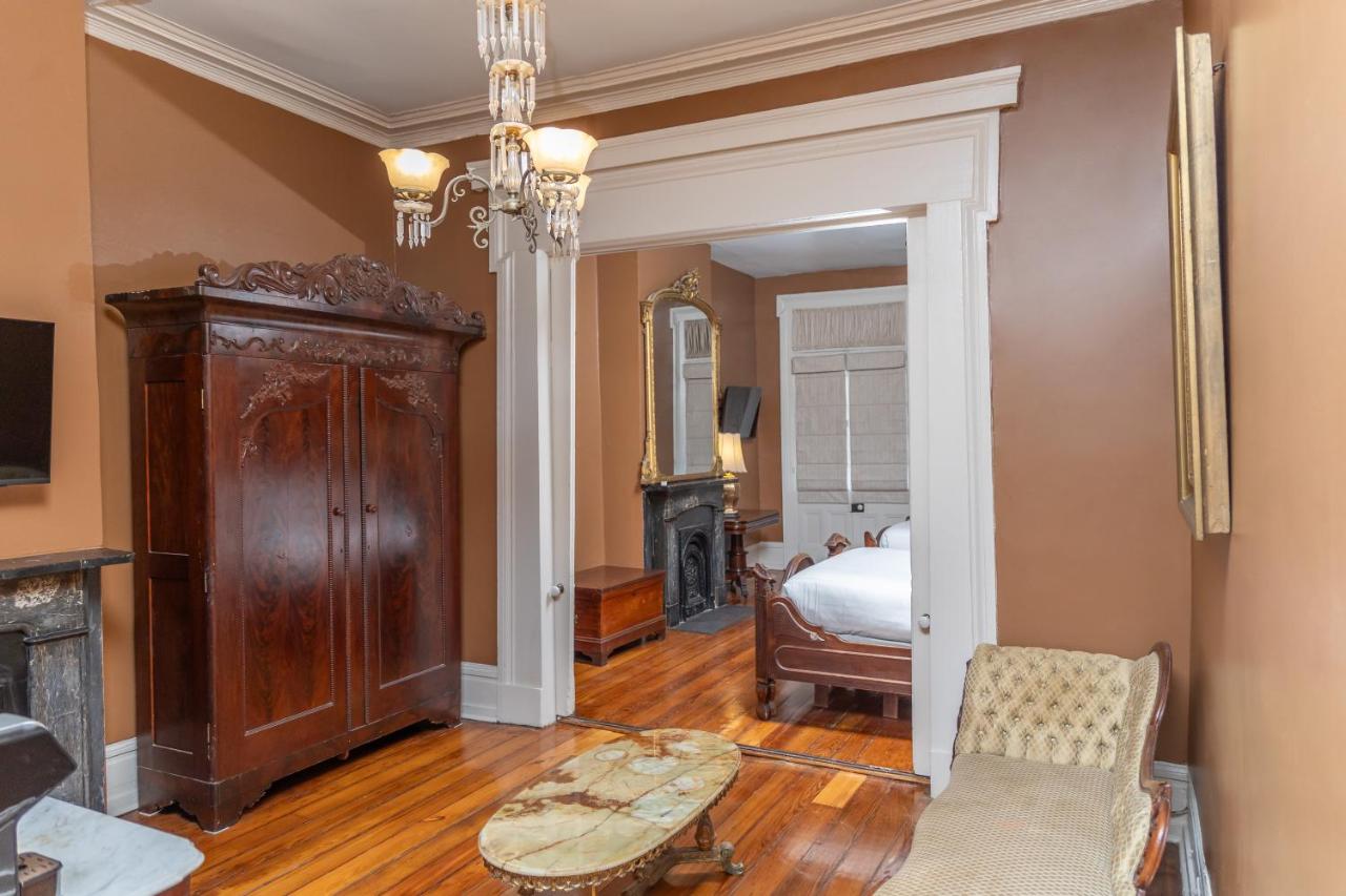 | Lamothe House Hotel a French Quarter Guest Houses Property