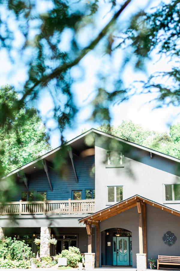 | Sylvan Valley Lodge and Cellars