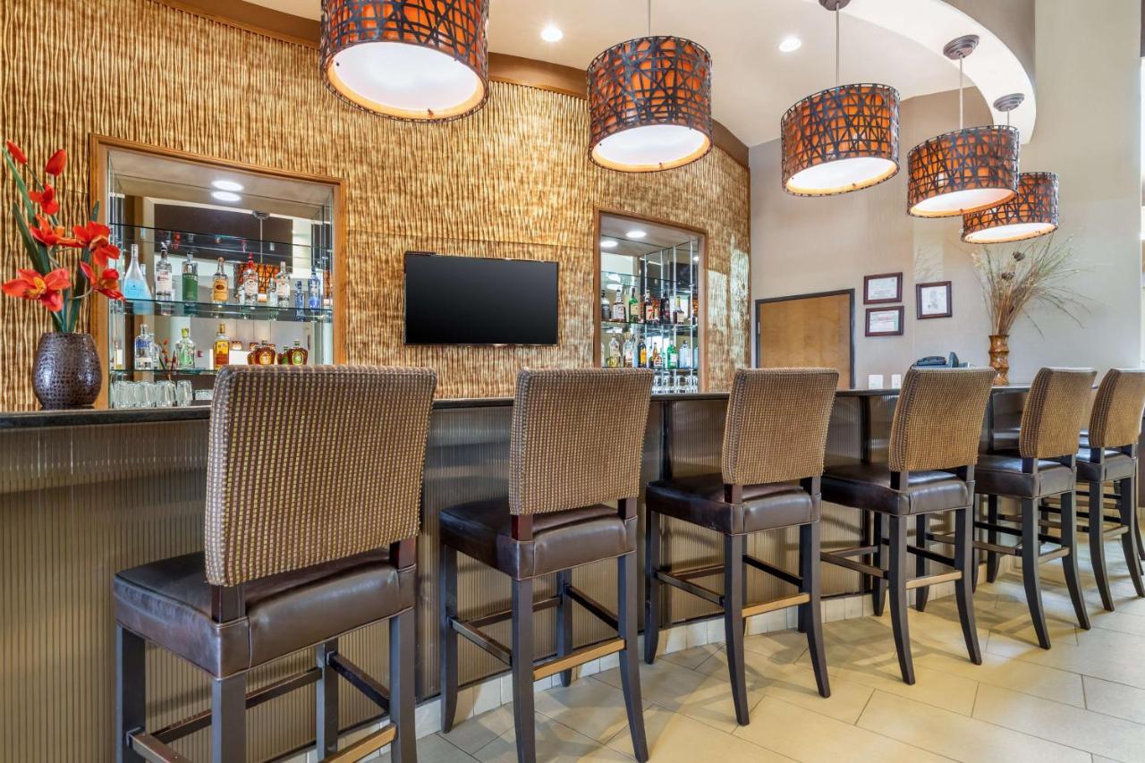  | Best Western Plus Lackland Hotel & Suites