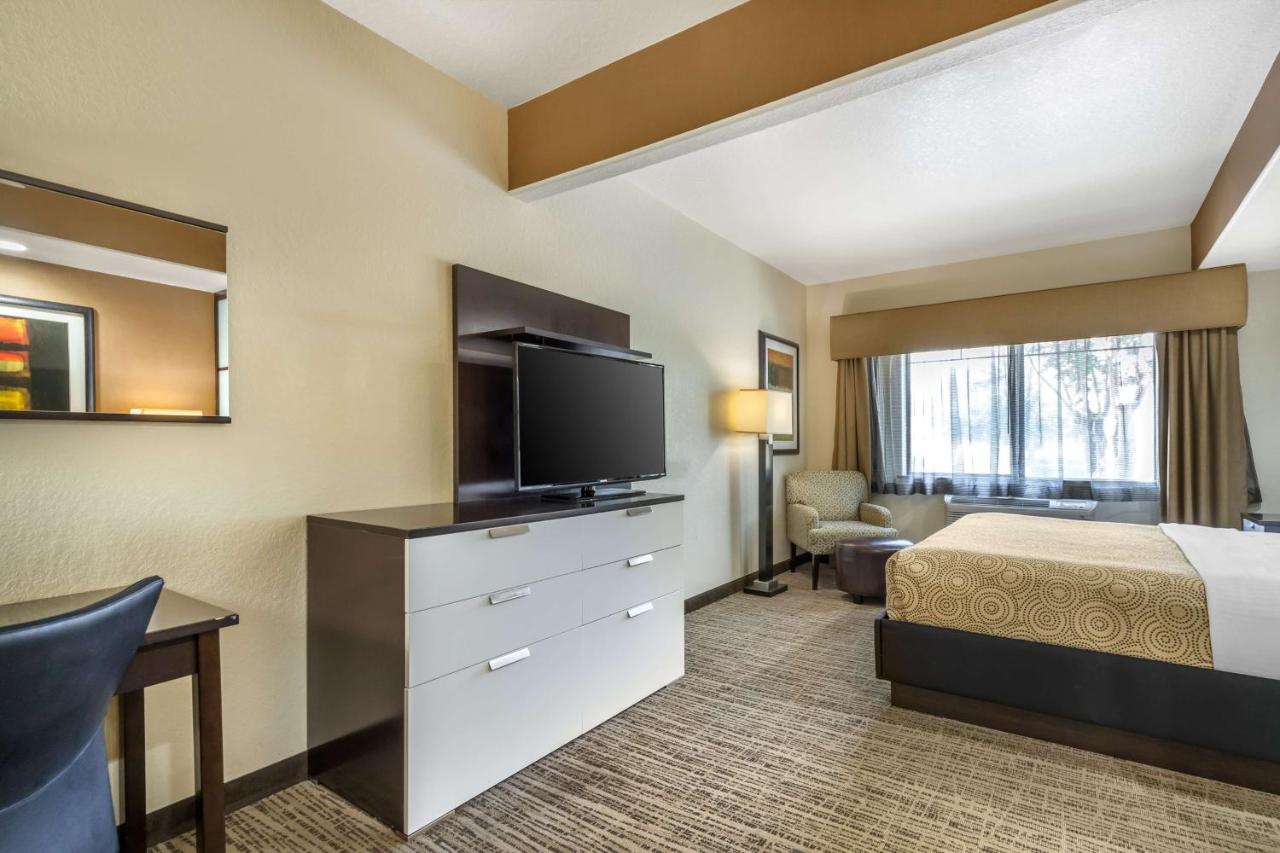 King Suite at Best Western Plus Lackland Hotel & Suites