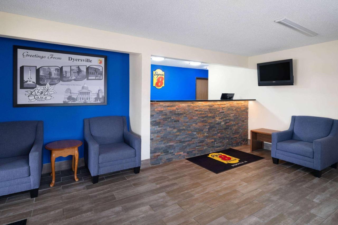 | Super 8 by Wyndham Dyersville