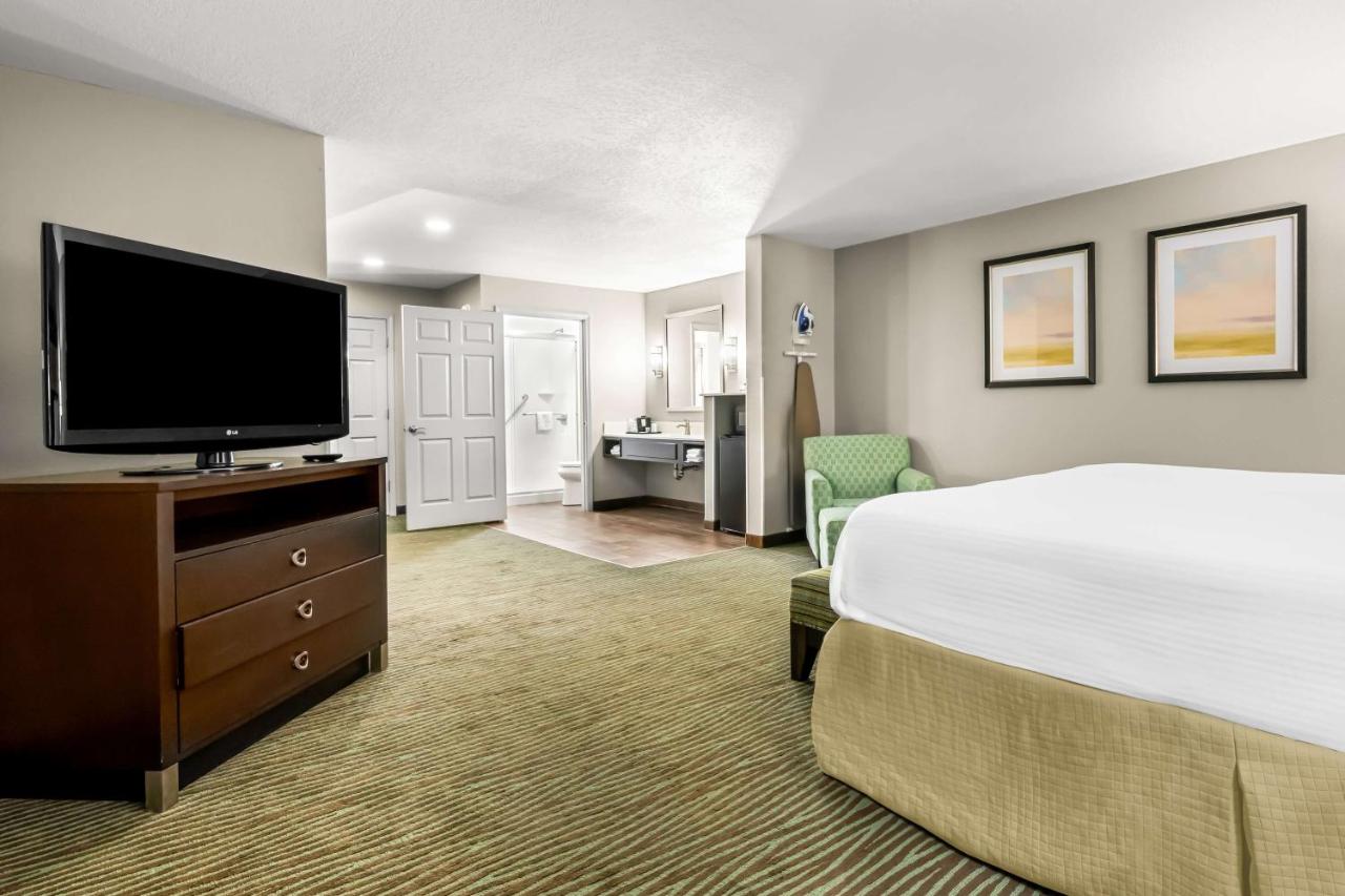 | Best Western Executive Suites