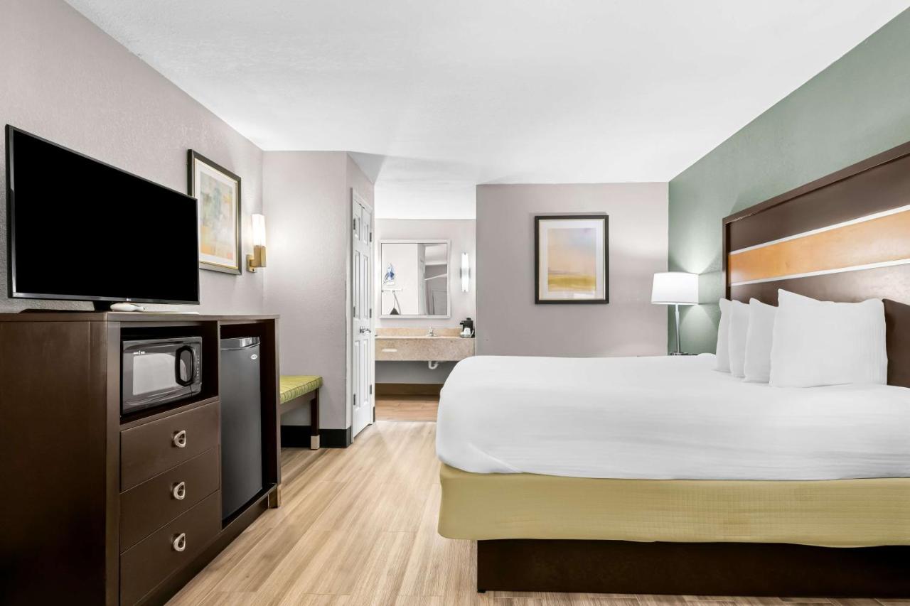 | Best Western Executive Suites