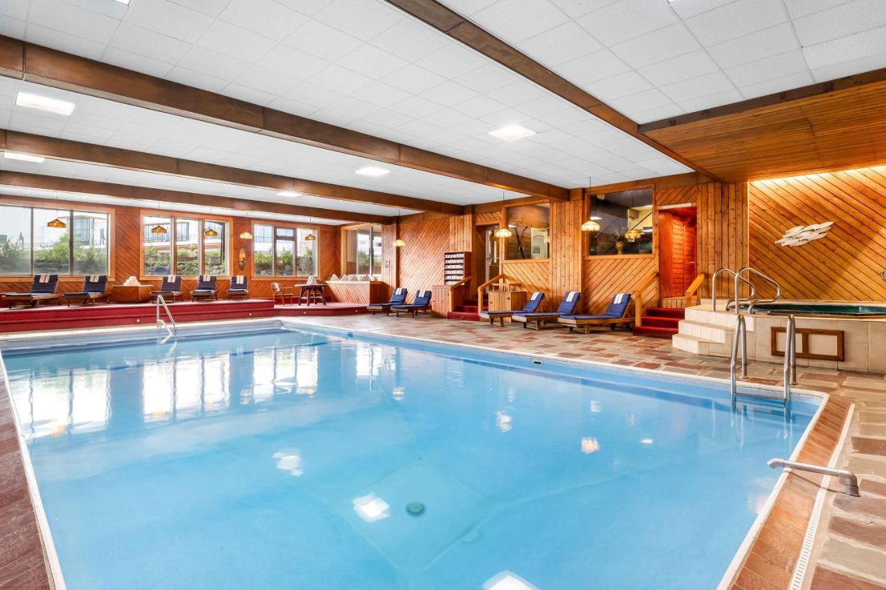 | Best Western Adirondack Inn