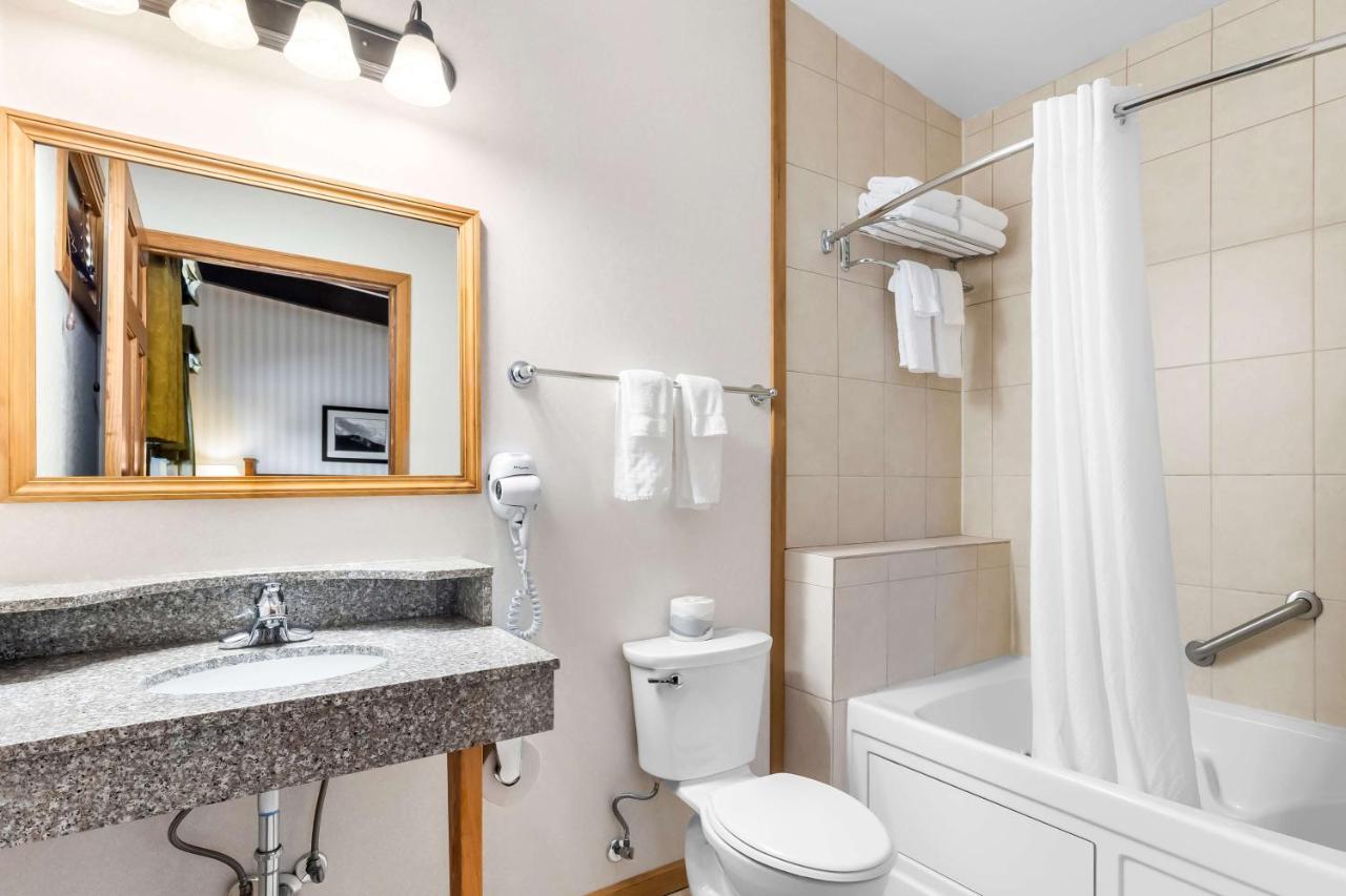 | Best Western Adirondack Inn