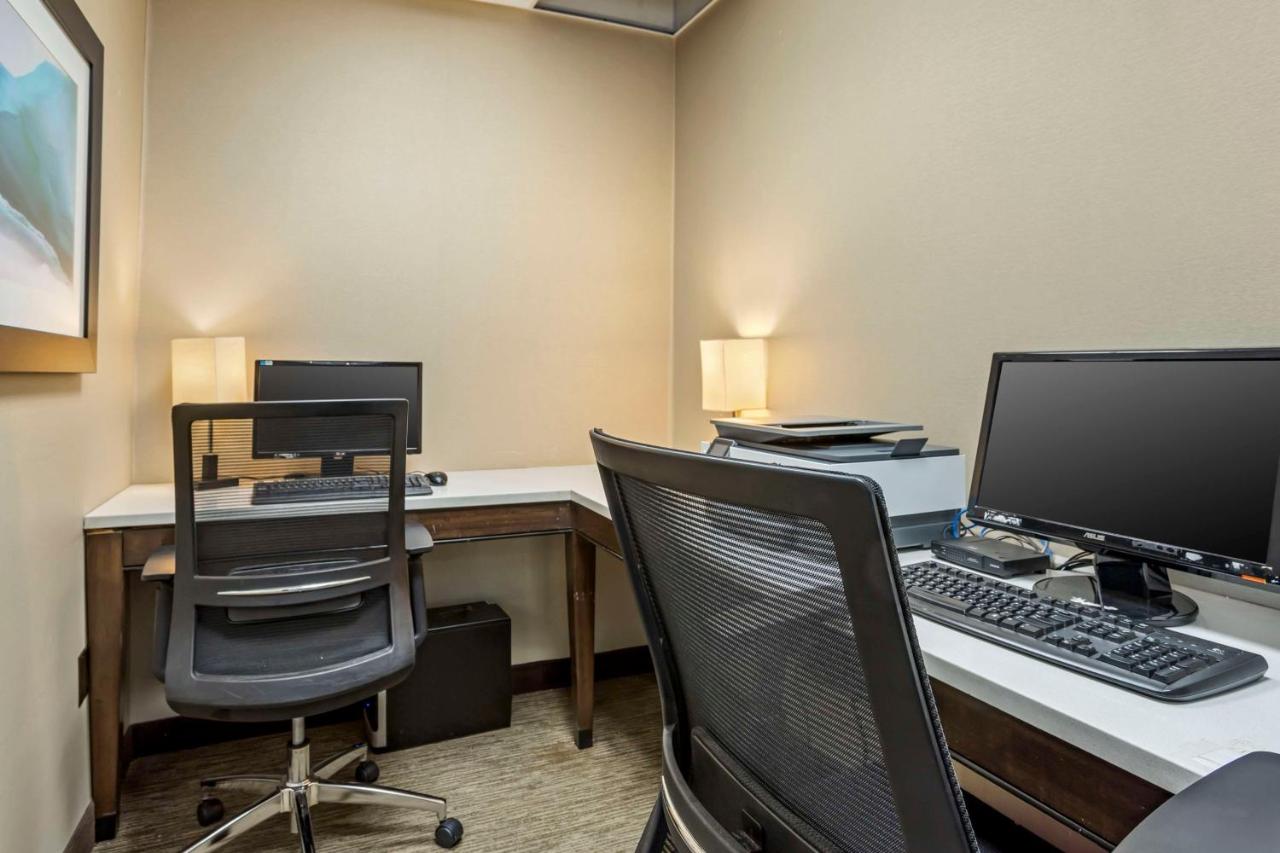 | Best Western Plus Kingston Hotel And Conference Center