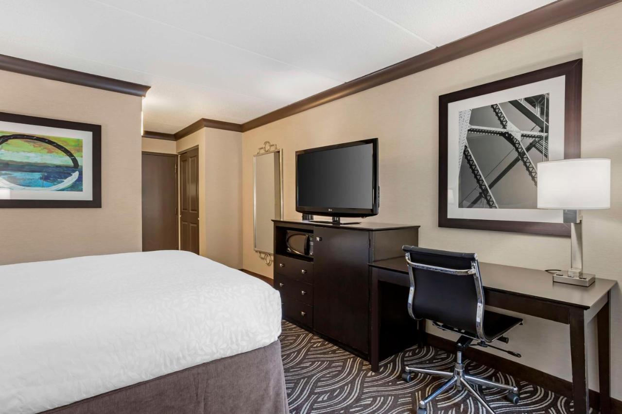 | Best Western Plus Kingston Hotel And Conference Center
