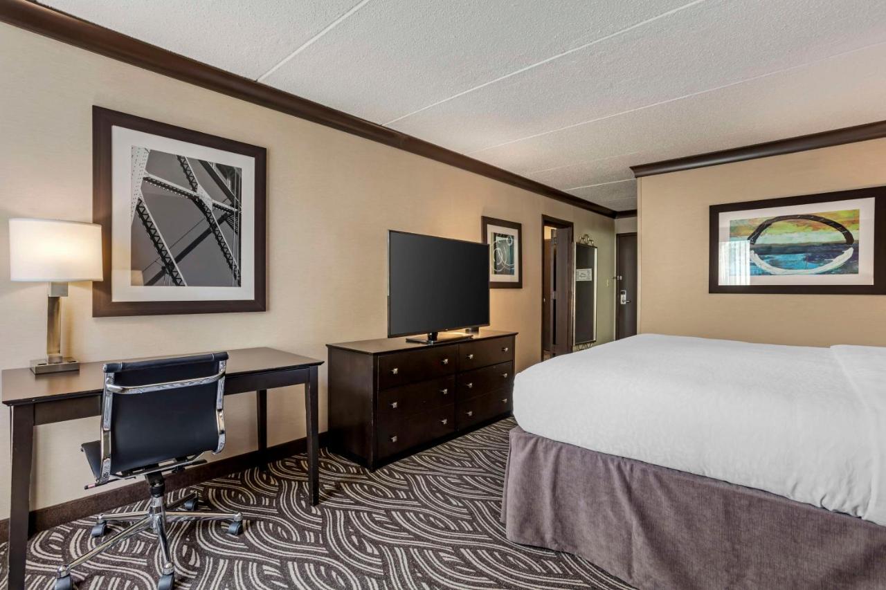 | Best Western Plus Kingston Hotel And Conference Center