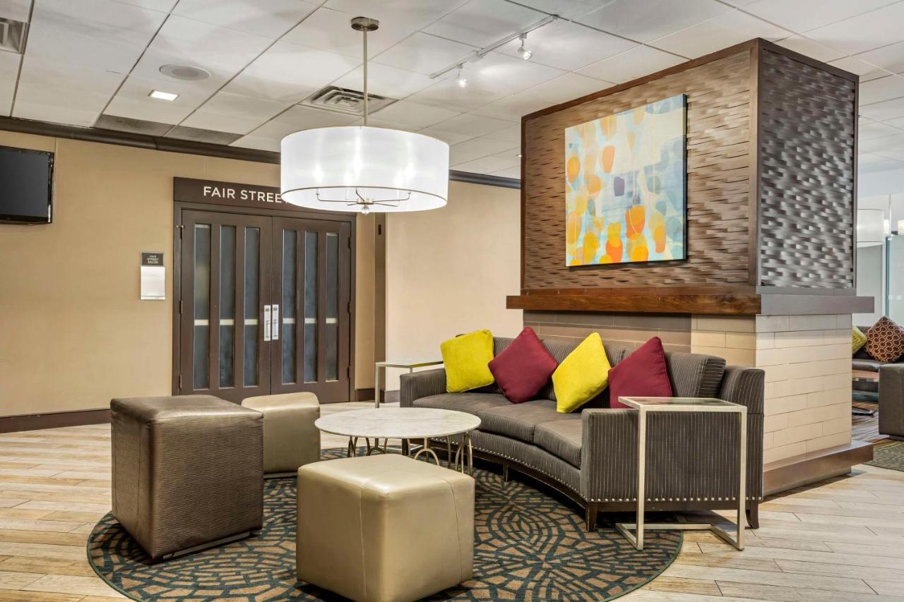 | Best Western Plus Kingston Hotel And Conference Center
