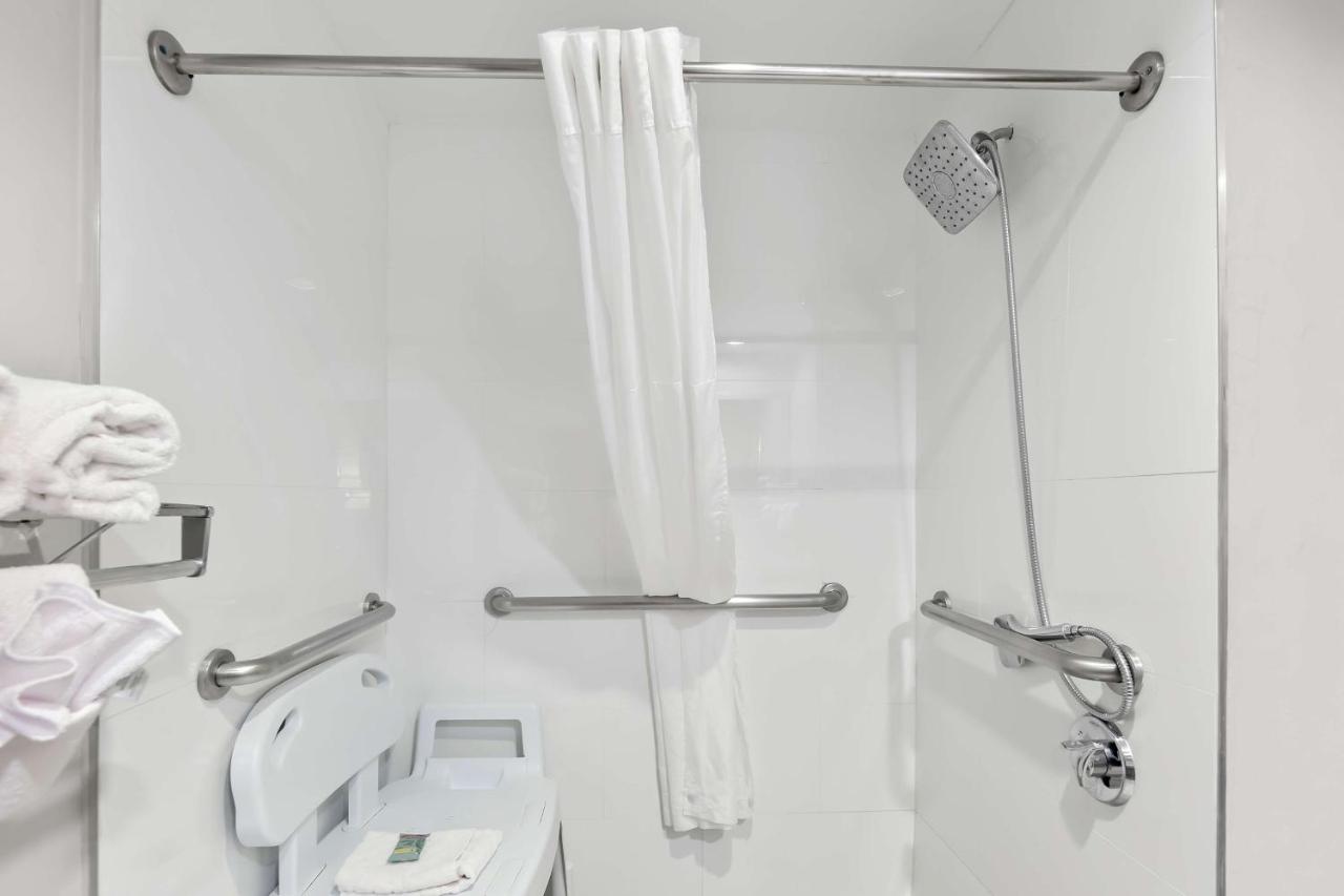 | Best Western Knoxville Suites - Downtown
