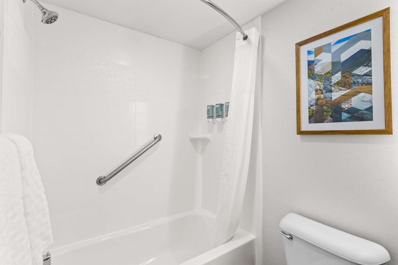 | Best Western West Lebanon-Hanover