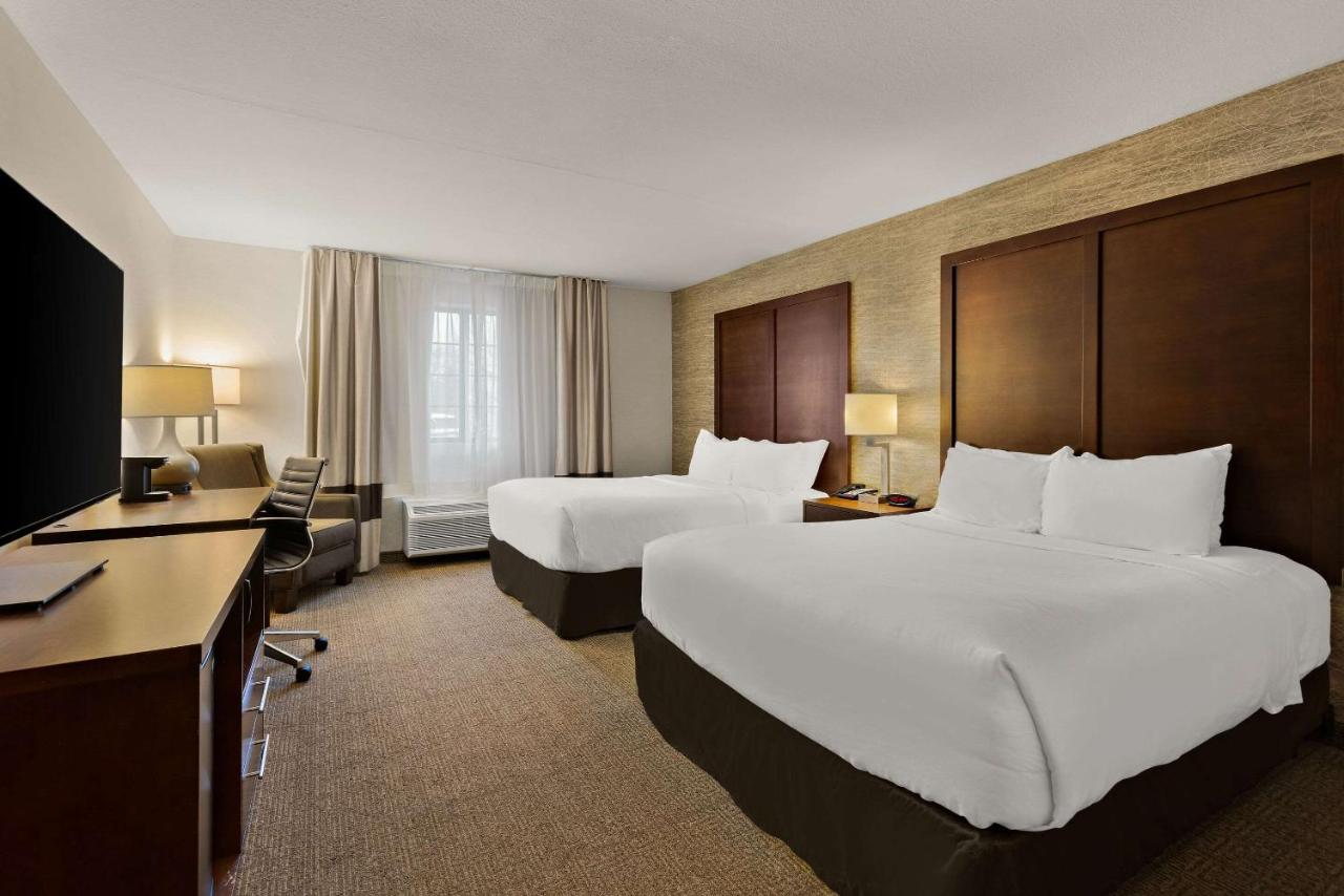 Standard Queen Room with Two Queen Beds and Roll-In Shower - Accessible/Non-Smoking at Comfort Inn & Suites Ludington near US-10