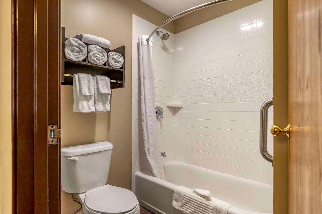 Queen Room with Two Queen Beds - Non-Smoking at Comfort Inn & Suites Ludington near US-10