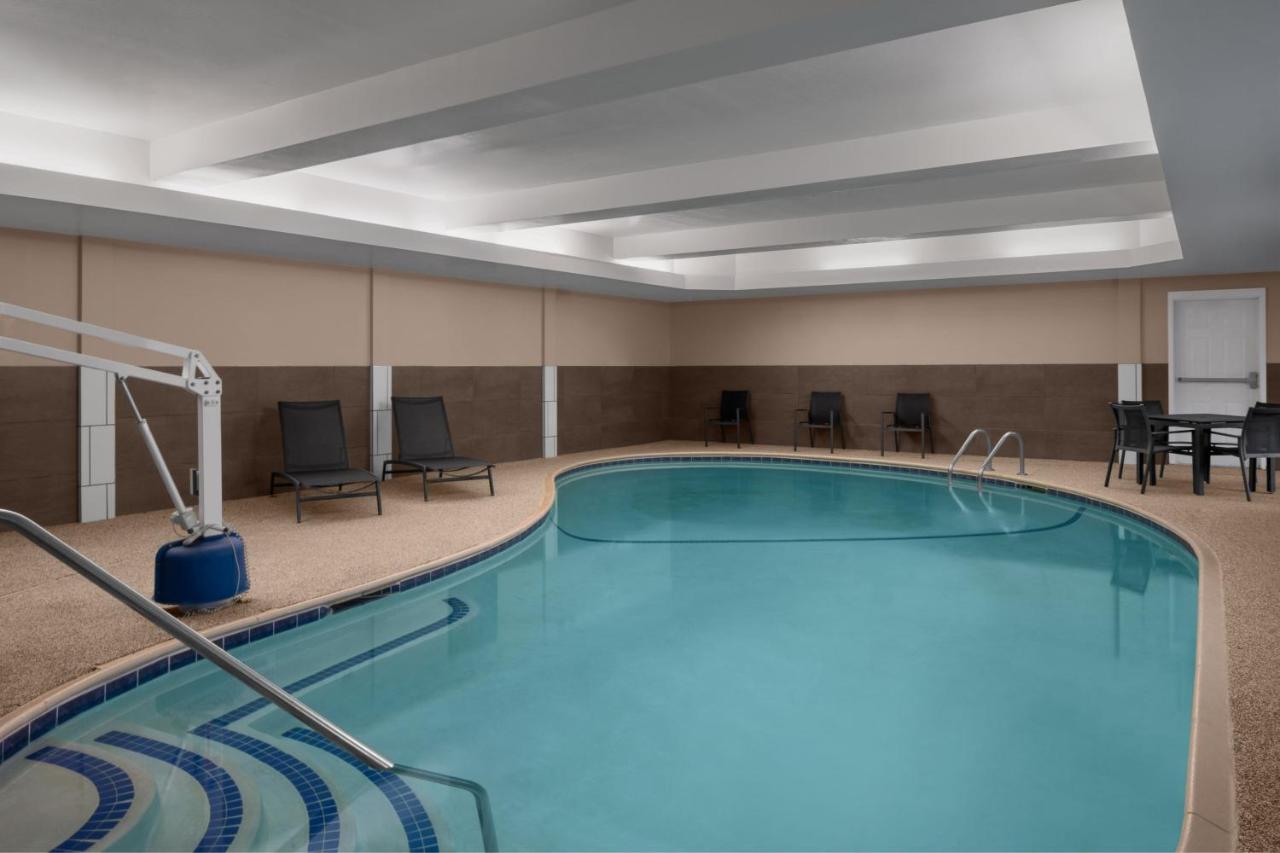 | Residence Inn Boston Dedham