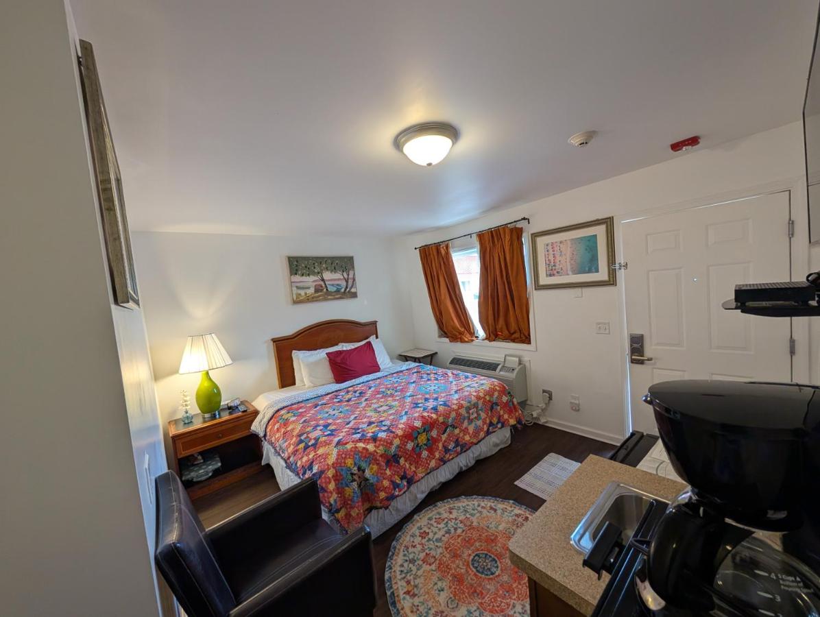 | Apple Inn and Suites Cooperstown Area