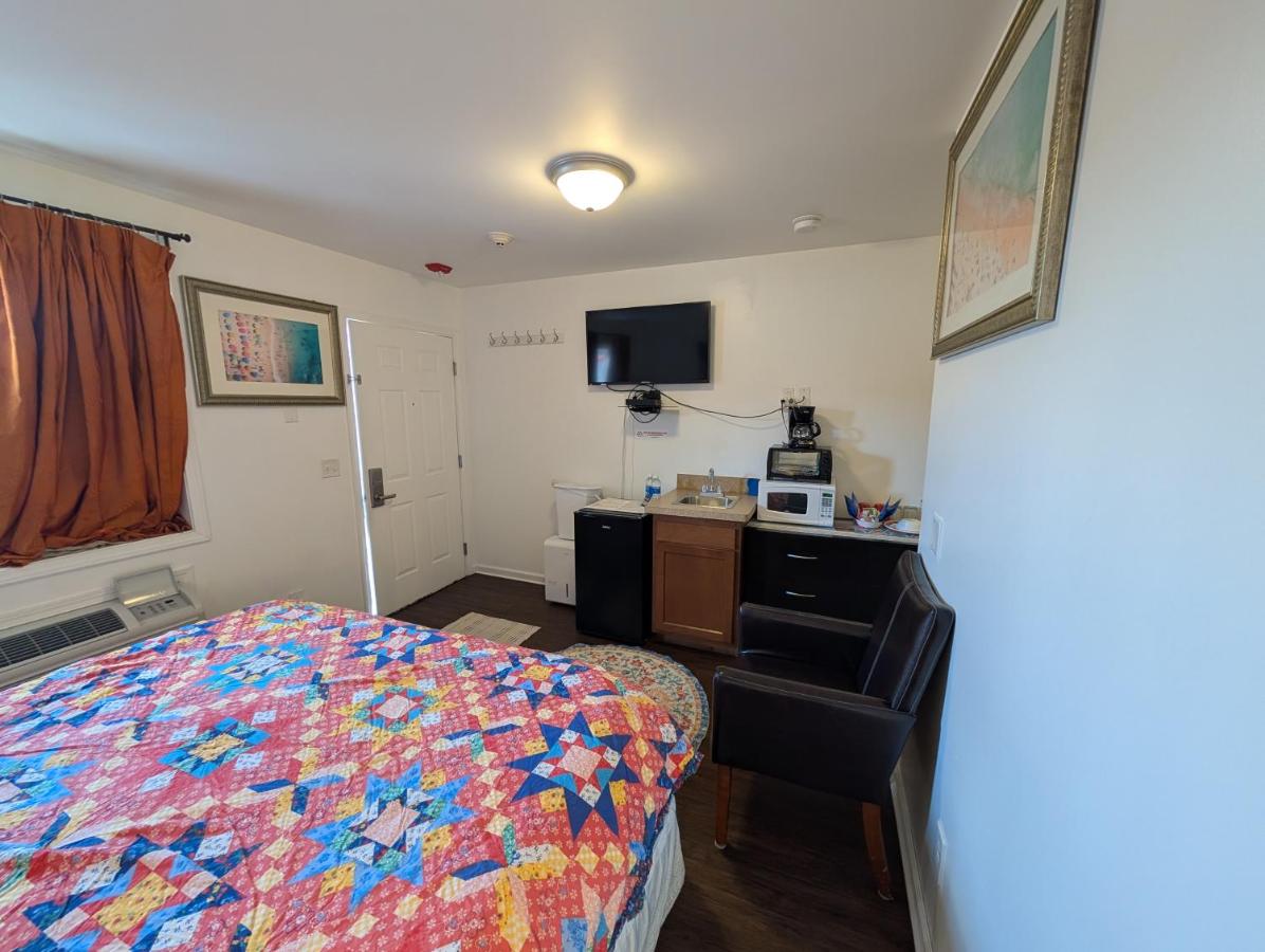| Apple Inn and Suites Cooperstown Area