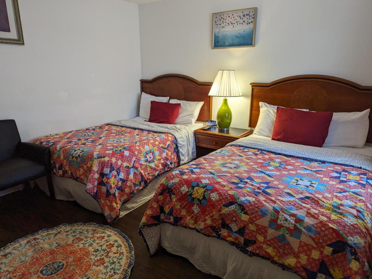| Apple Inn and Suites Cooperstown Area