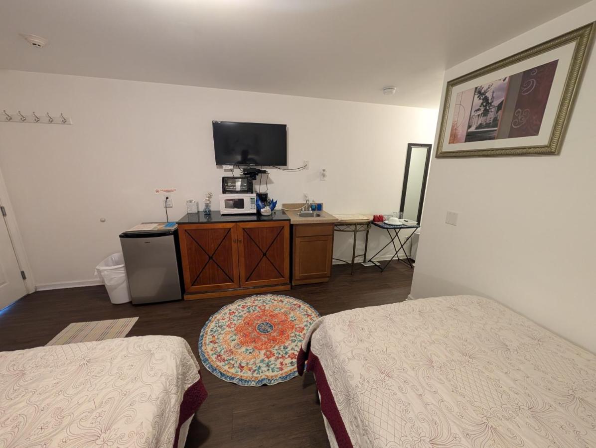 | Apple Inn and Suites Cooperstown Area