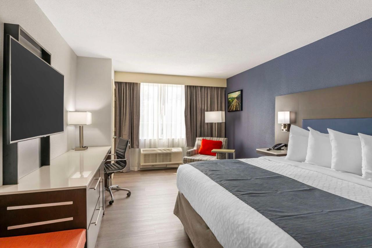 | Best Western Premier Richmond City Gateway