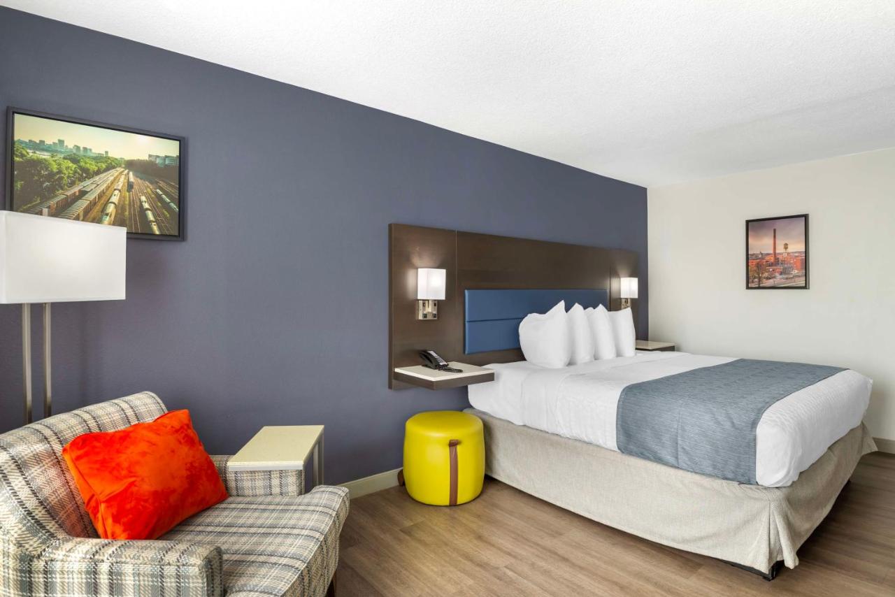 | Best Western Premier Richmond City Gateway