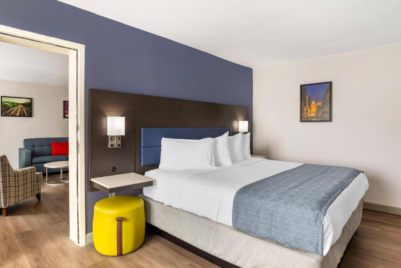 | Best Western Premier Richmond City Gateway