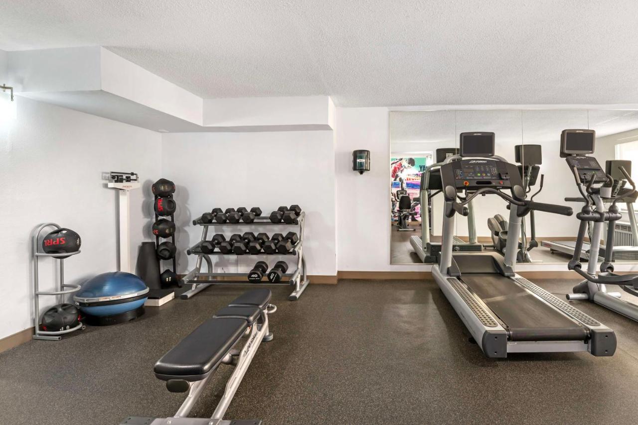 | Best Western Premier Richmond City Gateway