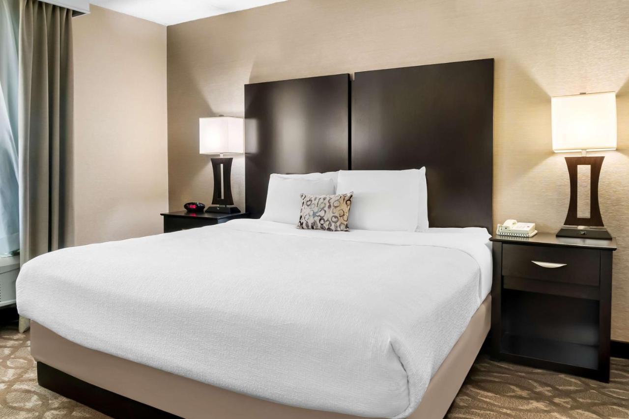  | Best Western Okemos/East Lansing Hotel & Suites