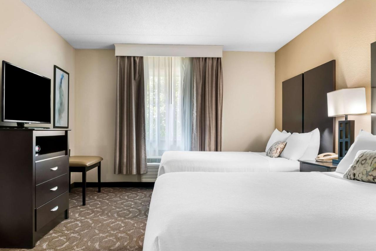  | Best Western Okemos/East Lansing Hotel & Suites