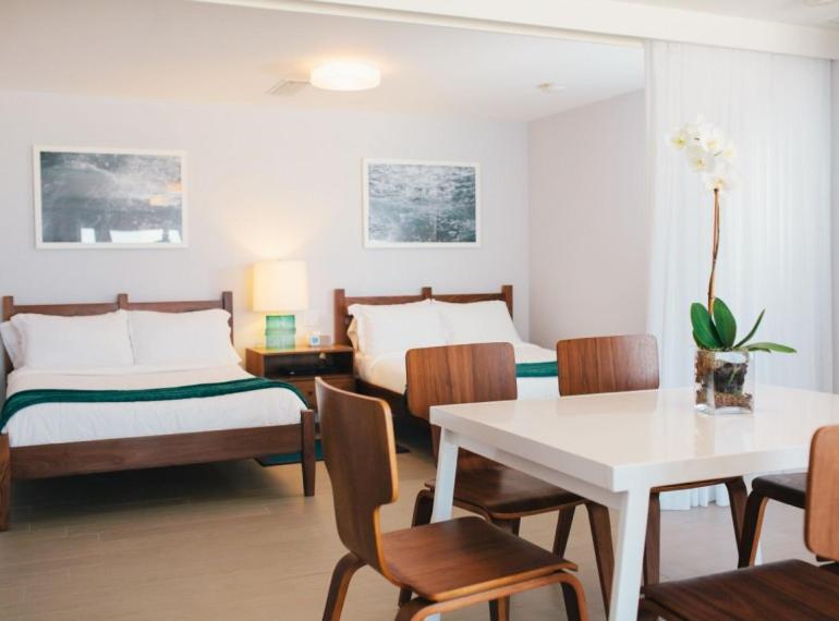  | Tides Inn Hotel