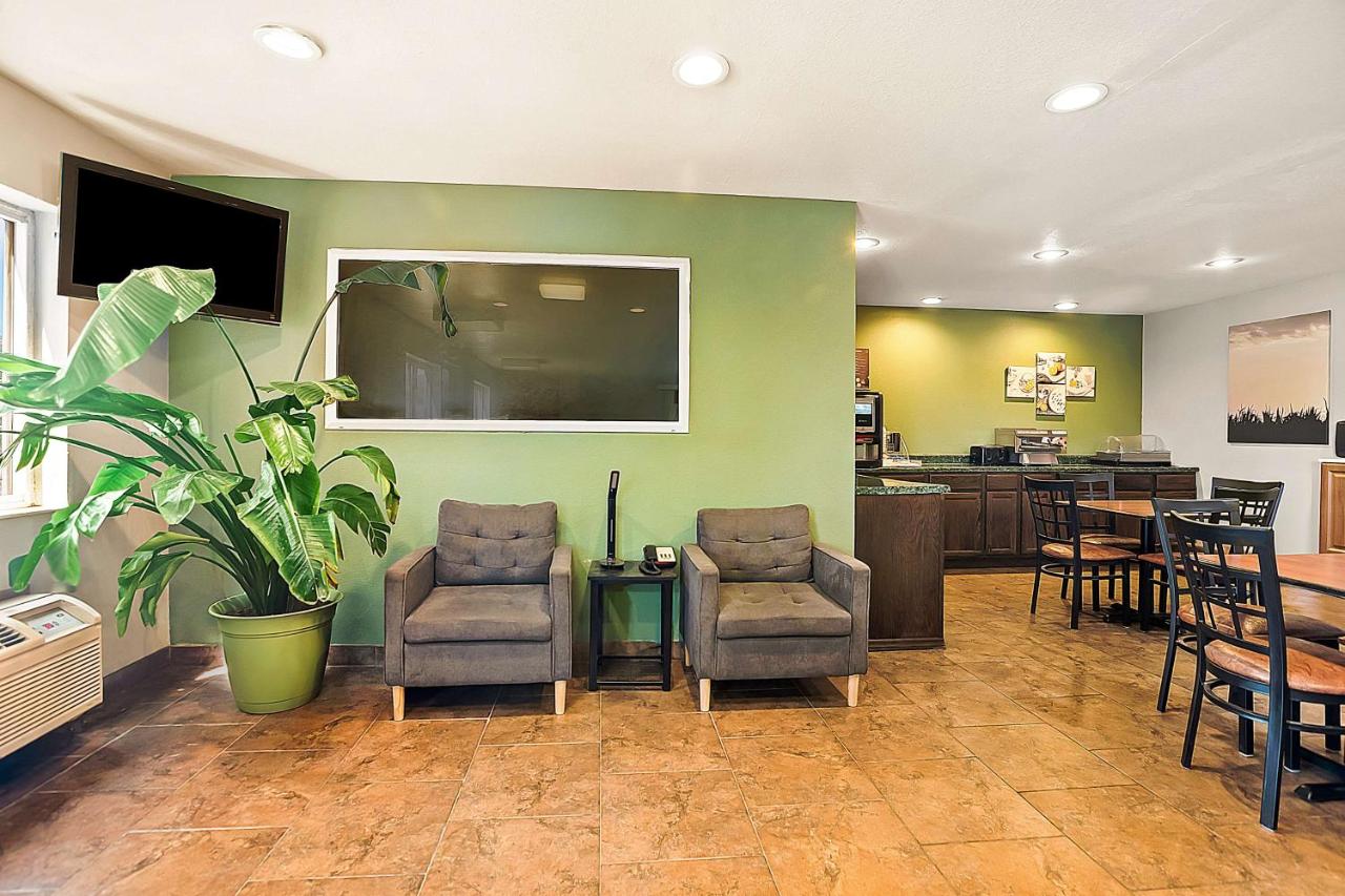  | SureStay Plus Hotel by Best Western Bettendorf