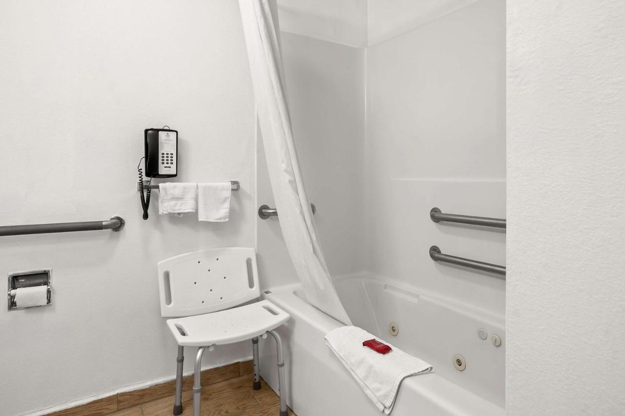  | SureStay Plus Hotel by Best Western Bettendorf